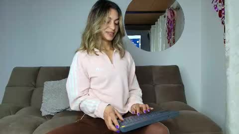 karol_goode online show from March 13, 3:57 am