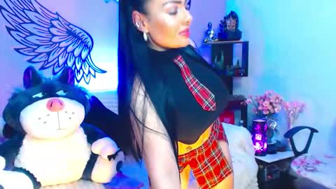 Karol Kenedy online show from February 21, 7:09 am