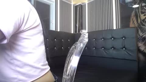 karol_lorens online show from September 17, 4:14 am