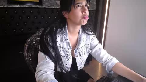 karol_lorens online show from September 18, 3:30 am