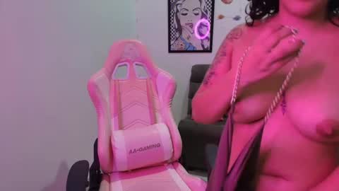    online show from March 5, 9:38 am