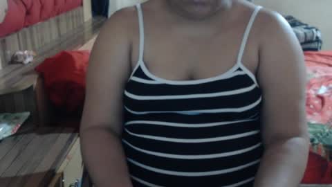 Snapshot of karolbb21 chatting on April 3, 11:14 pm karolbb21 online show from April 3, 11:14 pm