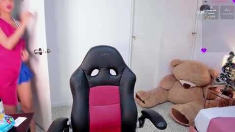 Karol  online show from December 1, 1:49 pm