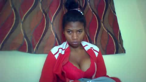 karoliee online show from July 20, 6:28 am