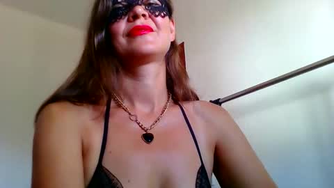 Karolina online show from September 10, 10:15 am