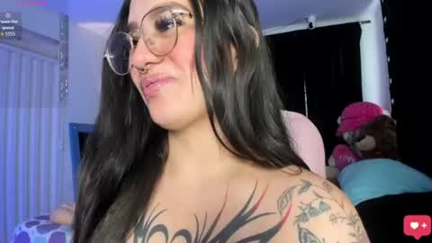 karolina_evans online show from July 30, 2:05 pm