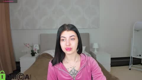 Karolina online show from February 6, 7:45 am