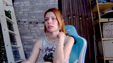 karoline121 online show from February 18, 11:00 am