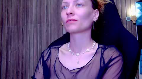 karoline121 online show from March 11, 7:36 pm