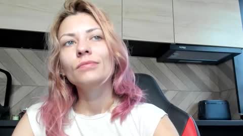 karoline121 online show from November 29, 8:39 am