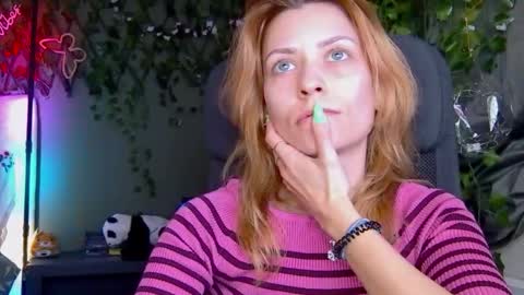 karoline121 online show from January 17, 9:18 pm