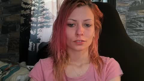 Snapshot of karoline121 chatting on April 3, 4:16 pm karoline121 online show from April 3, 4:16 pm