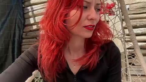 Snapshot of karoline121 chatting on May 10, 8:19 am karoline121 online show from May 10, 8:19 am
