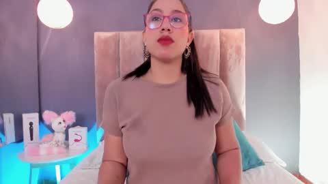 Karoline  online show from September 16, 12:17 pm
