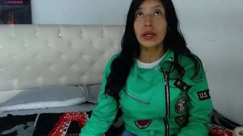 Karoline 66 online show from December 6, 7:54 am