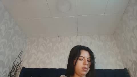 Snapshot of karolineburnx chatting on March 15, 6:08 am Isa online show from March 15, 6:08 am