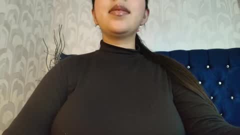 Snapshot of karolineburnx chatting on April 14, 7:53 pm Isa online show from April 14, 7:53 pm