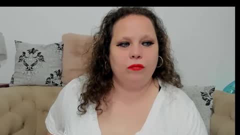 KarolineJoyy online show from April 1, 7:11 pm