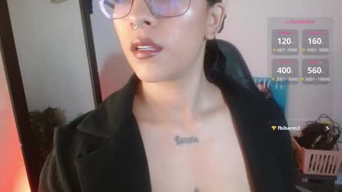 Caro online show from October 16, 2:18 pm