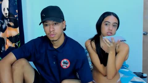 Snapshot of karoll_y_erik chatting on November 21, 6:28 pm karoll_y_erik online show from November 21, 6:28 pm