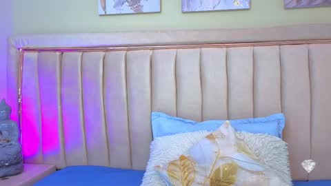 karoly online show from November 27, 4:03 am