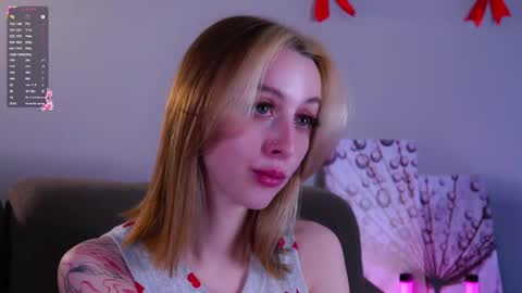 Snapshot of karonberkman chatting on March 11, 1:39 pm Angel online show from March 11, 1:39 pm