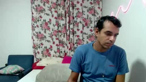 Tamires e Maicon online show from December 1, 9:04 pm