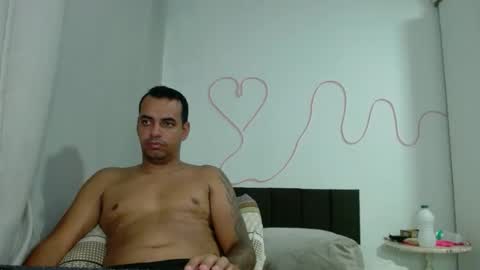 Tamires e Maicon online show from January 18, 7:28 pm