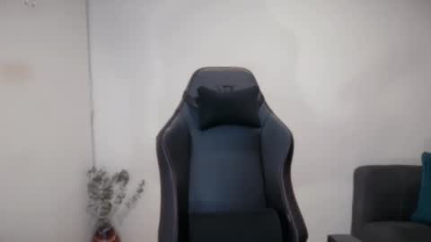 Kasandra Mature online show from September 26, 5:55 am