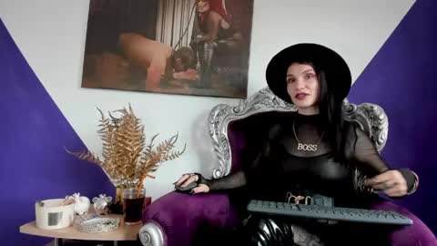 Snapshot of kasandrahayes chatting on May 11, 3:18 pm Miss K. online show from May 11, 3:18 pm