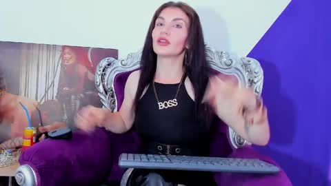 Snapshot of kasandrahayes chatting on May 29, 4:43 am Miss K. online show from May 29, 4:43 am