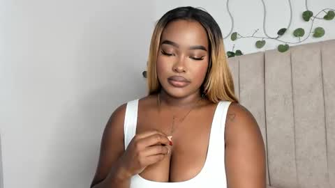 Snapshot of kaseydelvey chatting on January 14, 7:08 pm online show from January 14, 7:08 pm