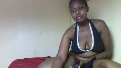 Snapshot of kashy_ chatting on June 14, 4:42 pm kashy_ online show from June 14, 4:42 pm