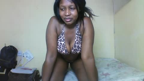 kashy_ online show from July 26, 12:56 pm