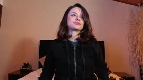 Snapshot of kassandra_james chatting on April 6, 12:50 pm kassandra james online show from April 6, 12:50 pm