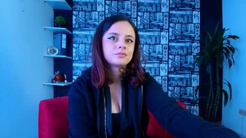 Snapshot of kassandra_james chatting on April 9, 12:10 pm kassandra james online show from April 9, 12:10 pm