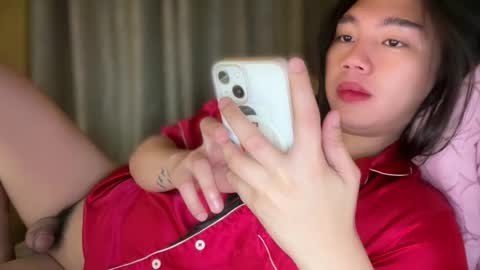 Majesty online show from April 2, 6:49 pm