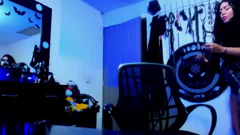 Snapshot of kat_miss chatting on September 9, 4:23 am Kat online show from September 9, 4:23 am