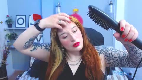 Kat online show from December 15, 11:36 am