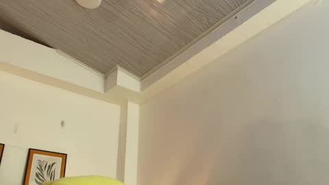Snapshot of kat_paradisse chatting on April 11, 11:58 am kat paradisse online show from April 11, 11:58 am
