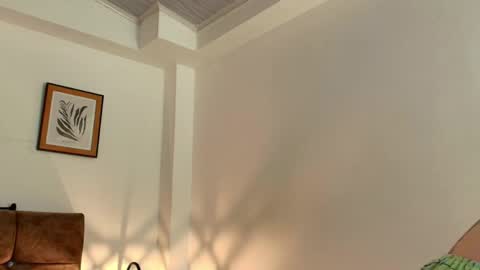 Snapshot of kat_paradisse chatting on April 29, 11:47 am kat paradisse online show from April 29, 11:47 am