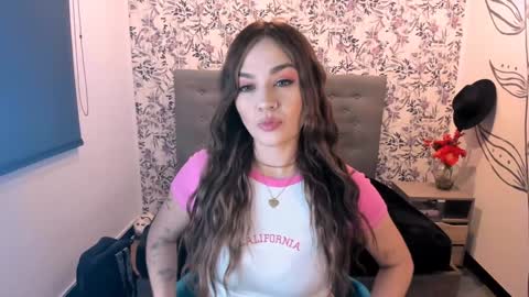 K A T A  H O O T online show from January 31, 5:19 am