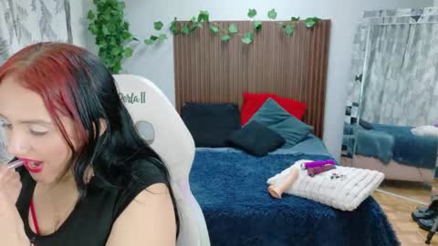 kate online show from May 26, 8:05 pm