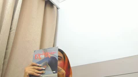 kataleya_zuluaga online show from January 27, 11:43 am