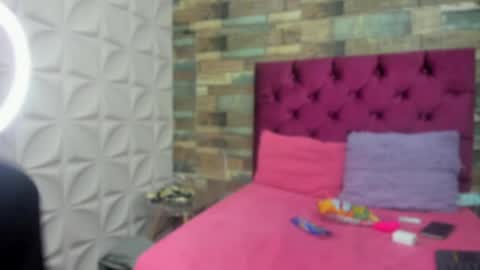 Snapshot of kataleyastiward chatting on April 13, 8:03 pm KATA online show from April 13, 8:03 pm