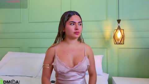 Snapshot of kataliina_18 chatting on April 30, 11:49 am Kat online show from April 30, 11:49 am