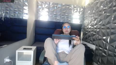 Katalina online show from February 11, 5:18 pm