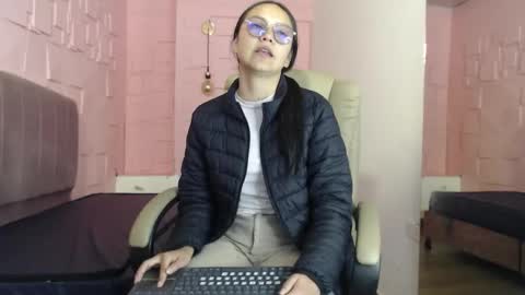 Katalina online show from March 22, 2:09 pm