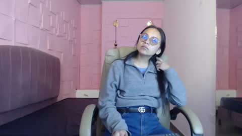 Katalina online show from March 25, 3:07 pm