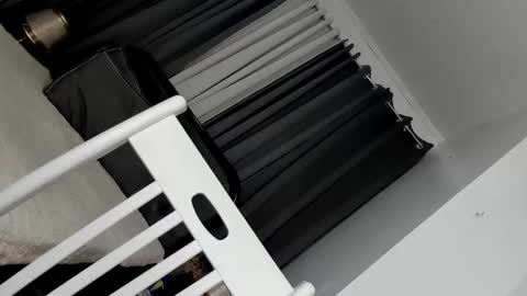 Snapshot of katalinahugecumxx chatting on October 24, 11:06 am katalinahugecumxx online show from October 24, 11:06 am